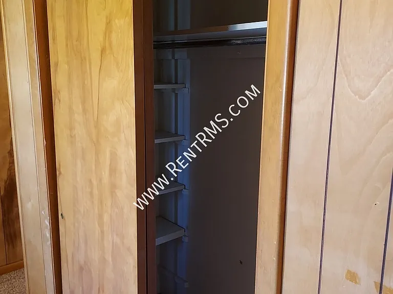 207 Chestnut St — Photo 13
