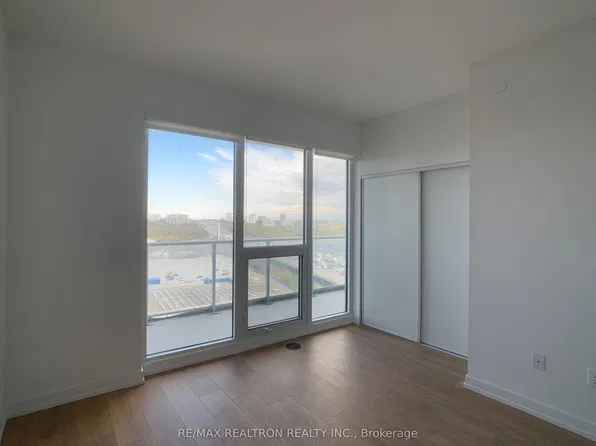 117 McMahon Dr, Toronto, ON