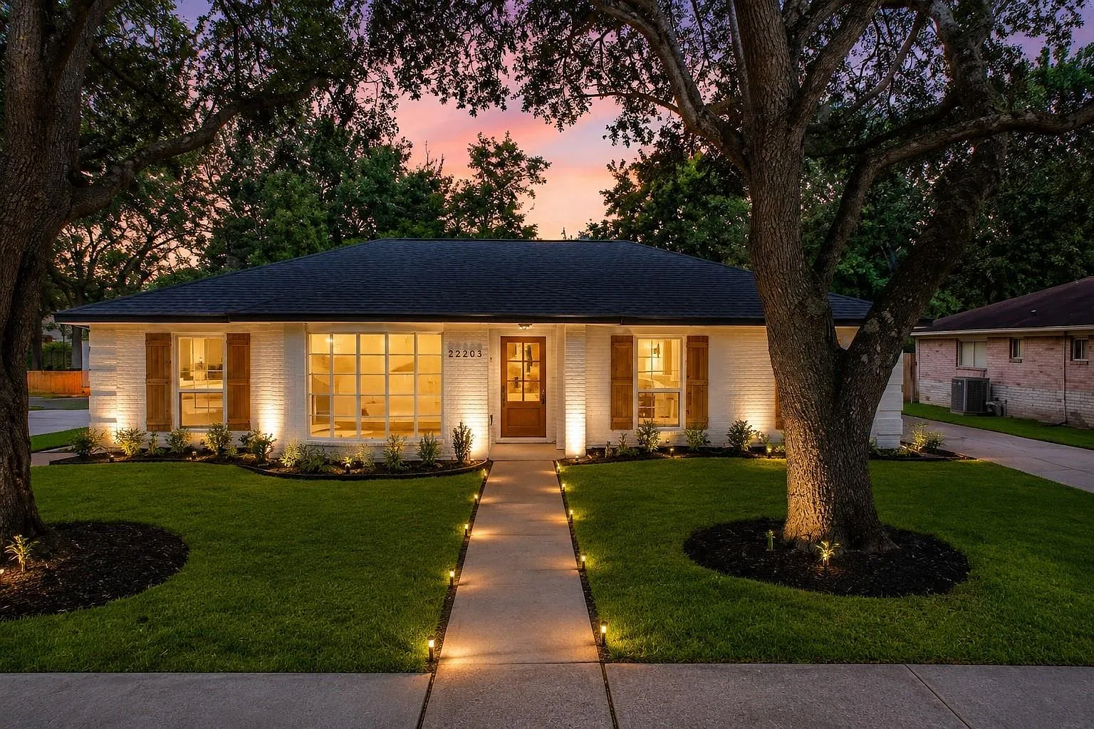 3 bed, 2.0 bath, 1780 sqft, $2,500 — Photo 2