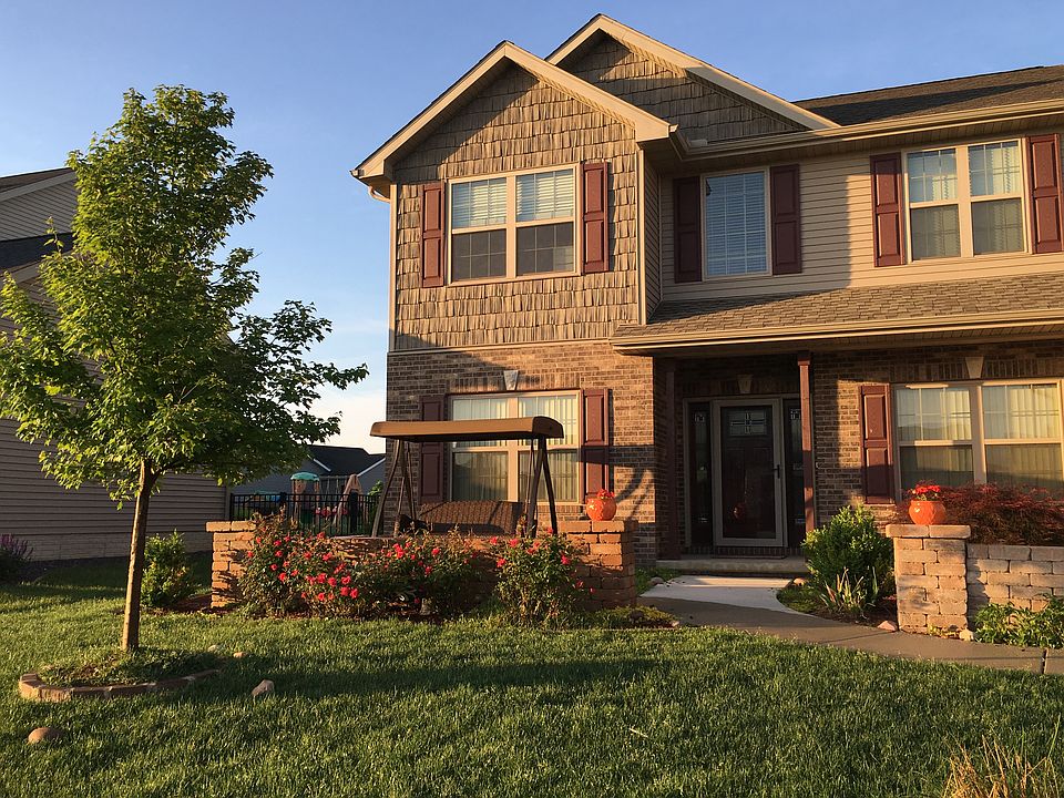 2nd image of 3116 W Saddle Creek Dr