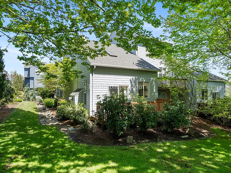 15508 SW Peridot Way — Photo 35