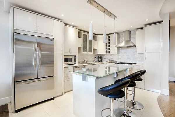 Sold by Prevu Real Estate, LLC | media 20