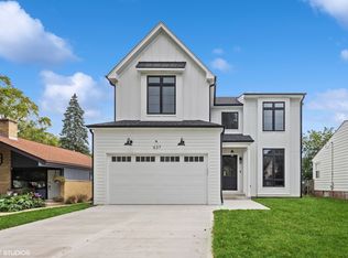 637 S Washington St, Elmhurst, IL