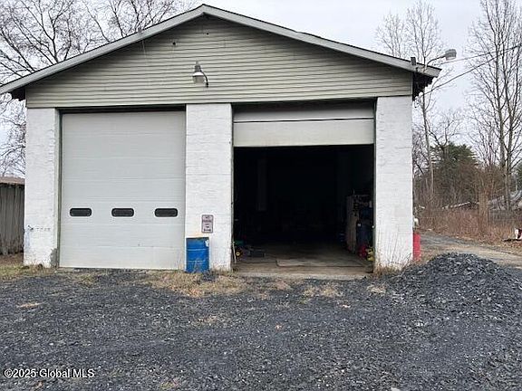 5th image of L27 Rhode Island Ave.
