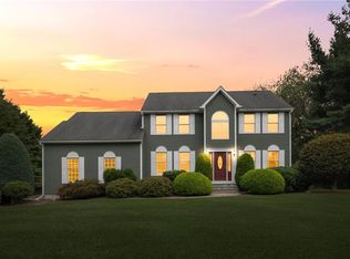 20 Graham Way, East Greenwich, RI 02818