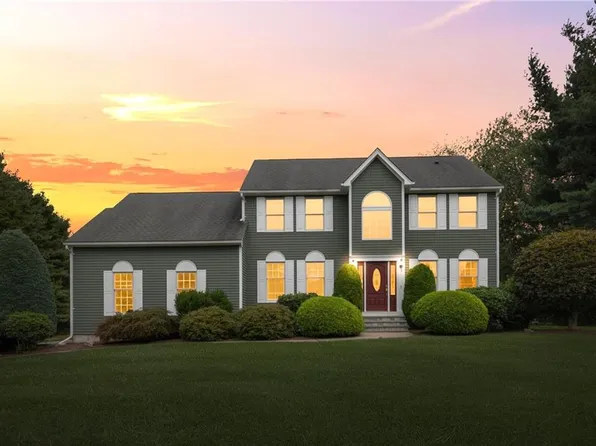 20 Graham Way, East Greenwich, RI 02818