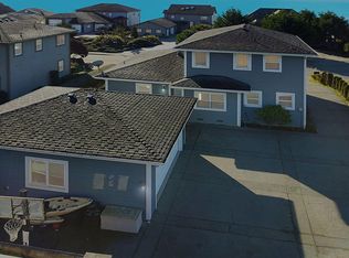 842 Chetco Point Trl, Brookings, OR 97415