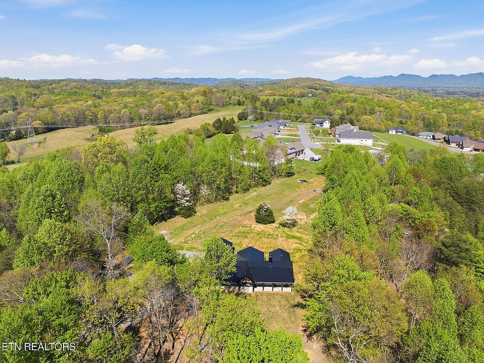 55th image of 8212 Barker Rd