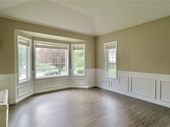 4th image of 4206 53rd Street Ct NE