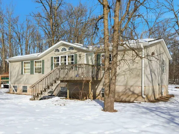 2704 Duck View Cir, Brook Park, MN 55007