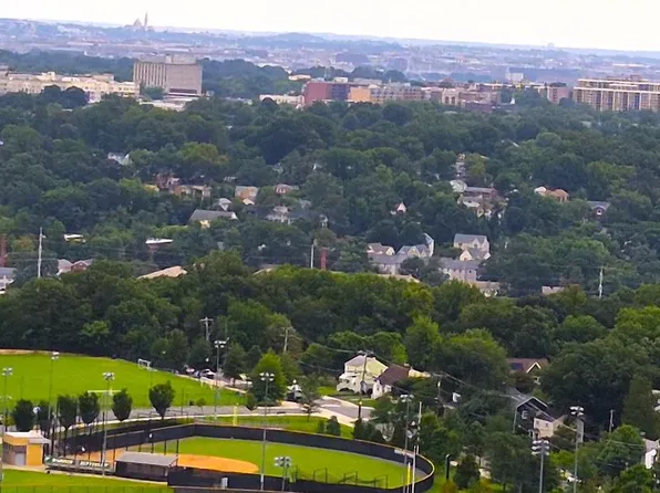 3705 S George Mason Dr APT 2617, Falls Church, VA 22041