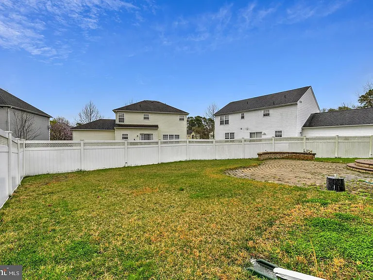 141 Quiet Rd — Photo 26