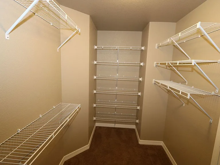 5651 Majestic Dr — Photo 8