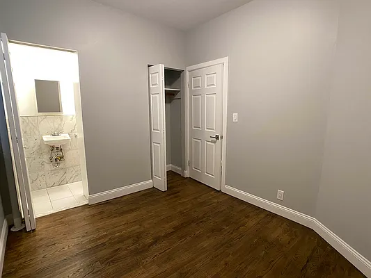 Rented by Tourma Realty LLC | media 32