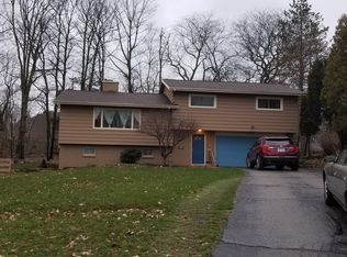 2076 Tomahawk Cir, Okemos, MI 48864