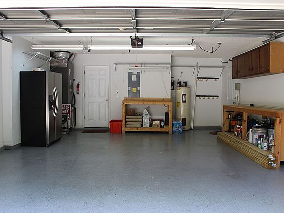 Garage/workbench/2nd fridge