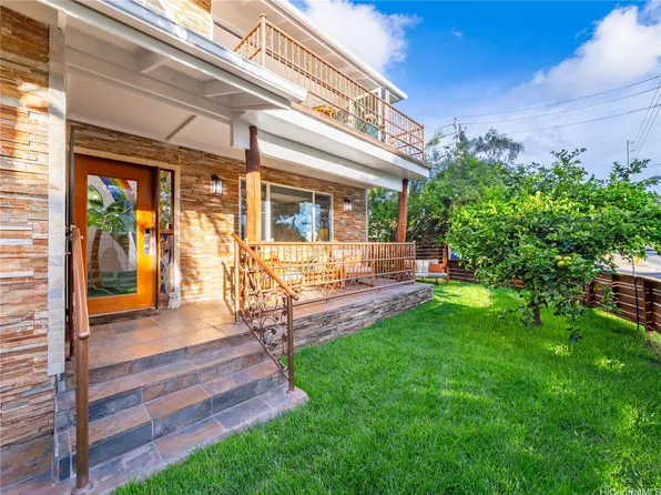 3568 Leahi Ave, Honolulu, HI 96815