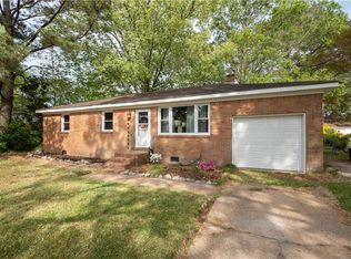 1009 Vanderploeg Dr, Chesapeake, VA 23320