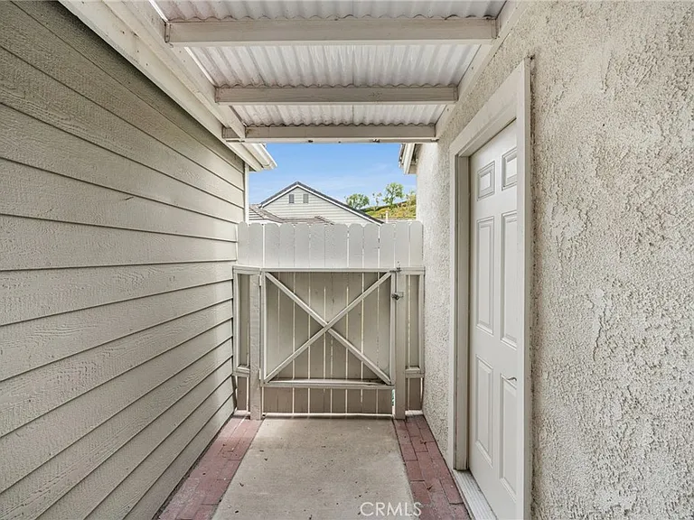 5779 E Hudson Bay Dr — Photo 23