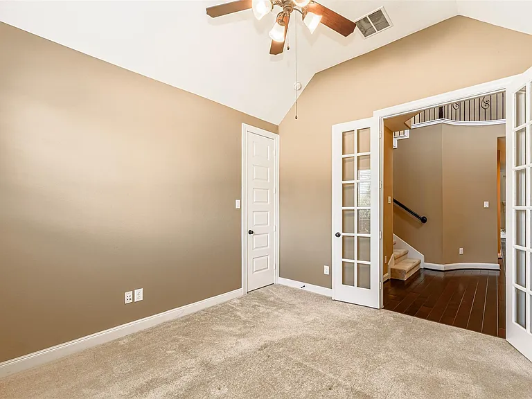 4607 Rockton Hills Ln — Photo 5