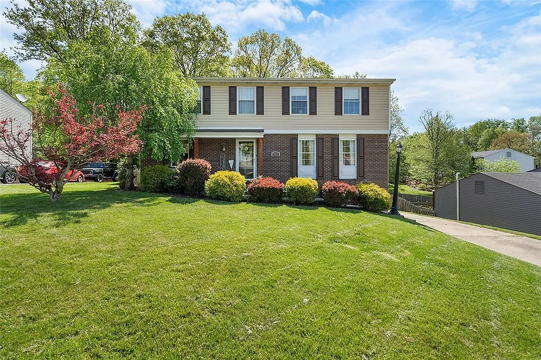 3039 Amy Dr photo 1