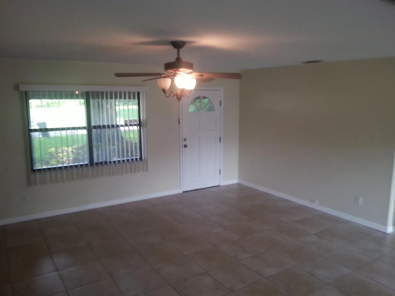 3 bed, 1231 sqft, $3,500 — Photo 3