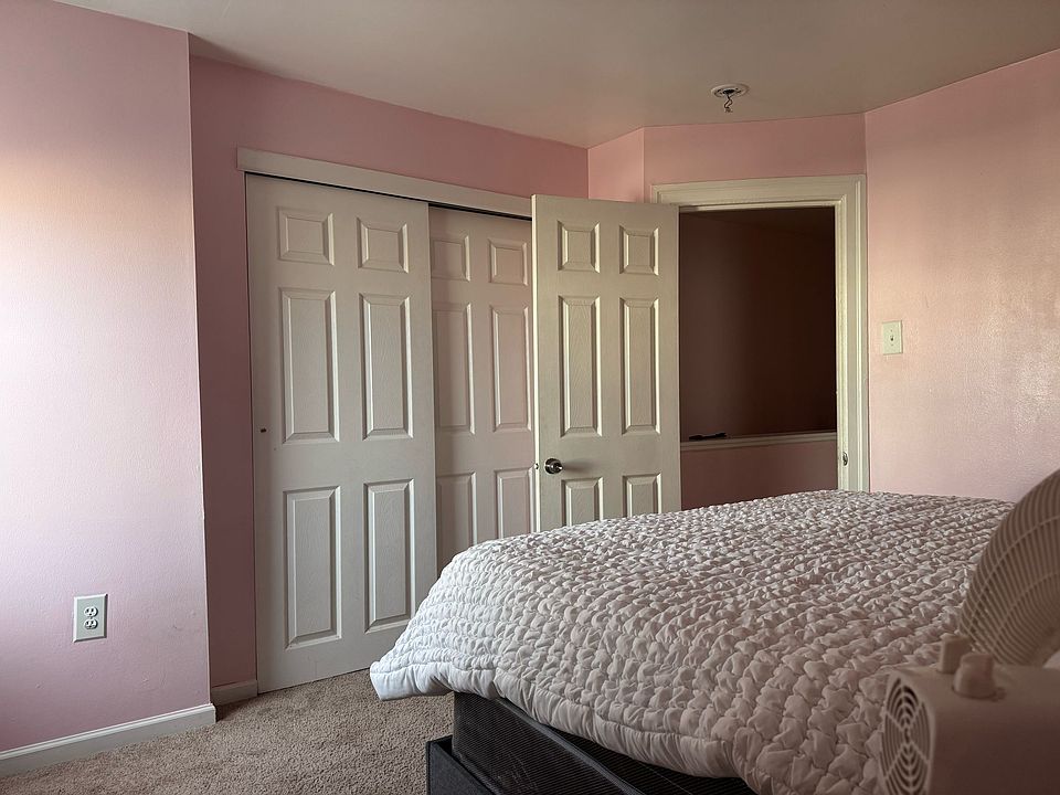 2nd image of 5901 Agusta St #1