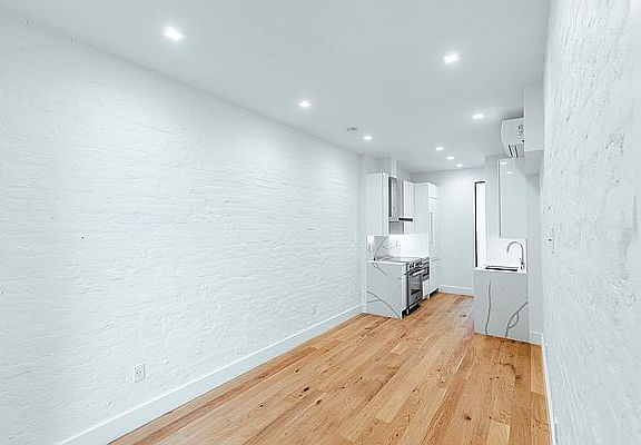 2nd image of 543 Bergen St #35