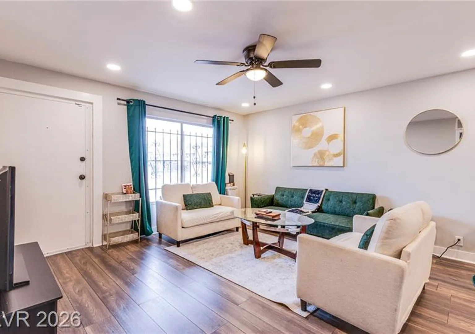 S Royal Crest Cir — Photo 3