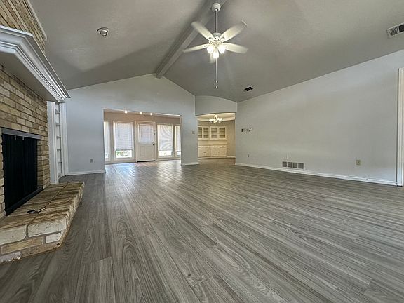 4th image of 526 Sheffield Dr