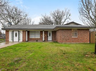 12015 Maple St, Terrell, TX 75160