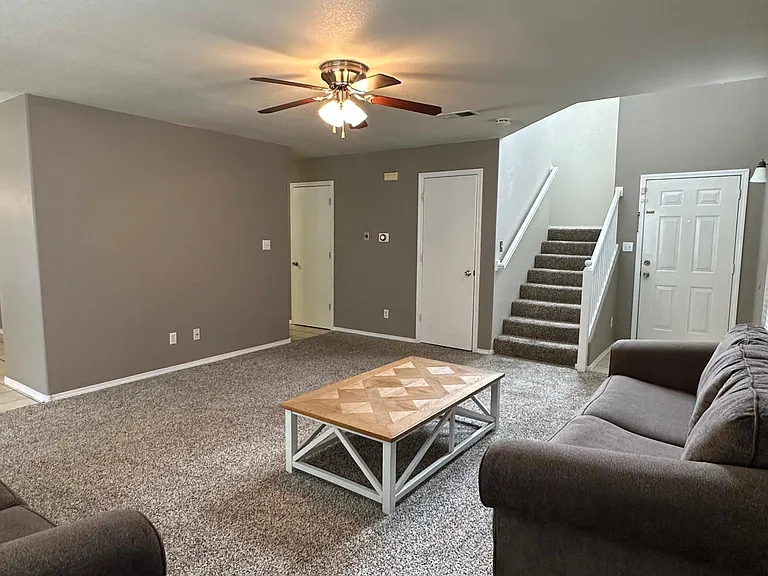 660 Vista Lejos Ln SW — Photo 8