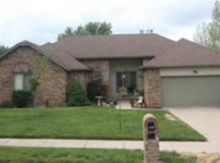 1250 W Pheasant Run St, Springfield, MO 65810