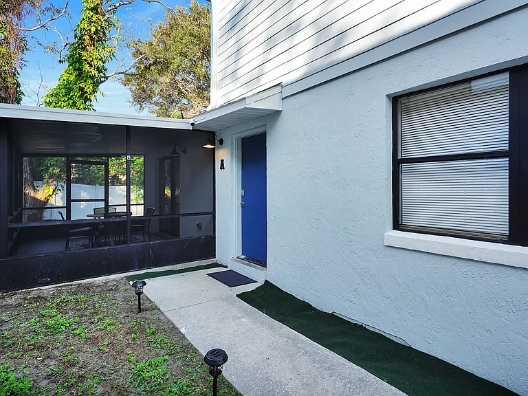 16 Ewing St #A — Photo 34