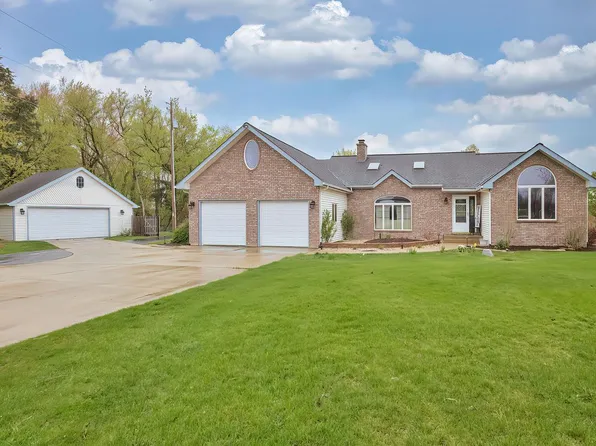 8155 400th AVENUE, Burlington, WI 53105