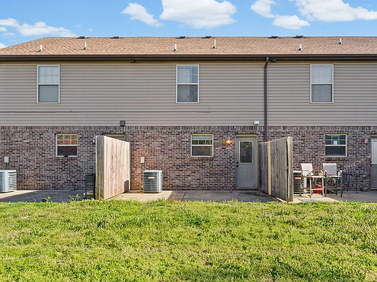 1766 Spring Water Dr #C — Photo 21
