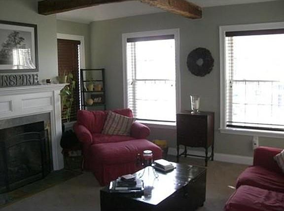 2nd image of 521 Washington St APT 3