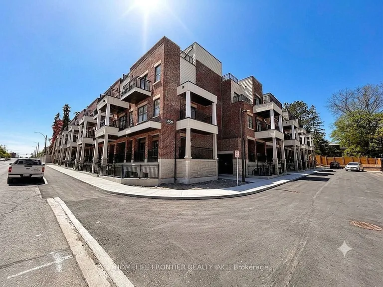 15100 Yonge St #11B — Photo 3