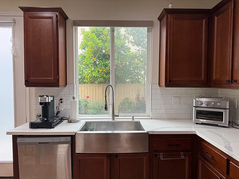 17637 Gladesworth Ln — Photo 20