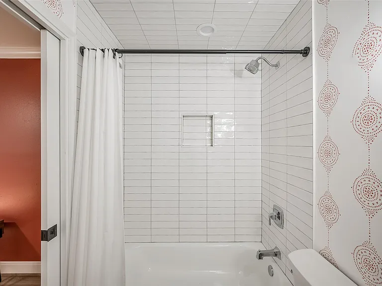 14723 Barryknoll Ln #107 — Photo 17