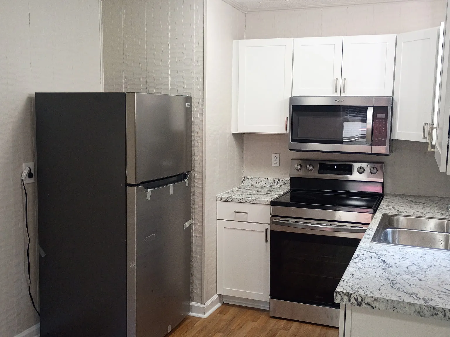 4 bed, 1175 sqft, $1,595 — Photo 3
