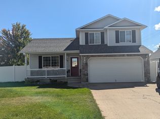 658 E 440 S, Hyrum, UT 84319