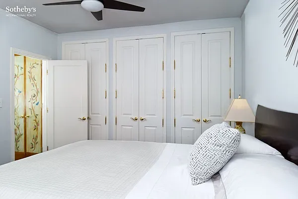 Sold by Sotheby's International Realty | media 18