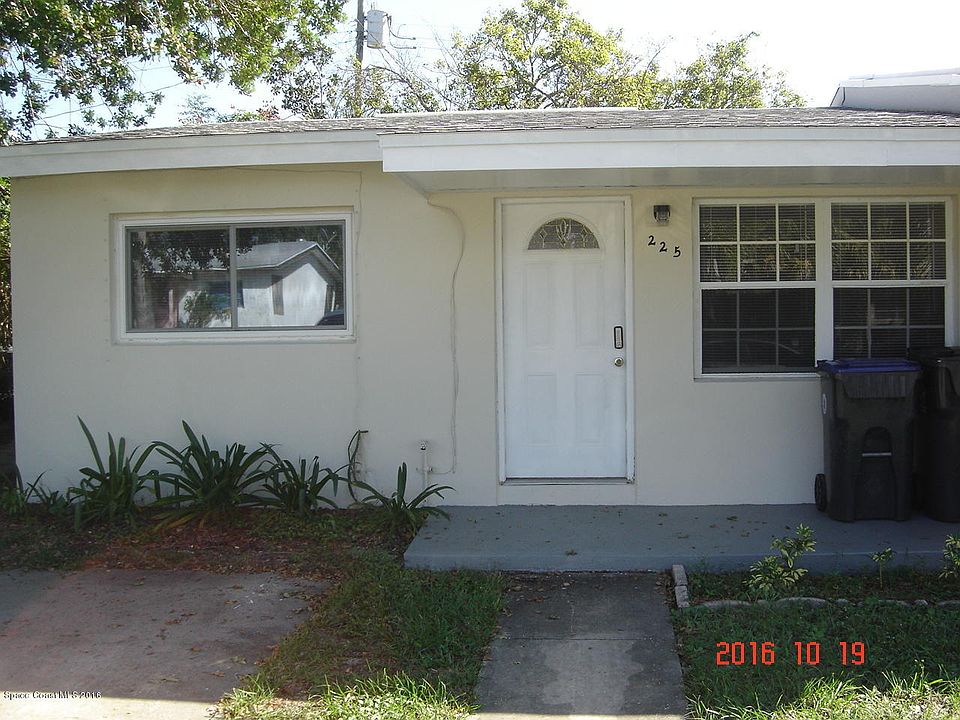 1st image of 225 W Towne Pl #225
