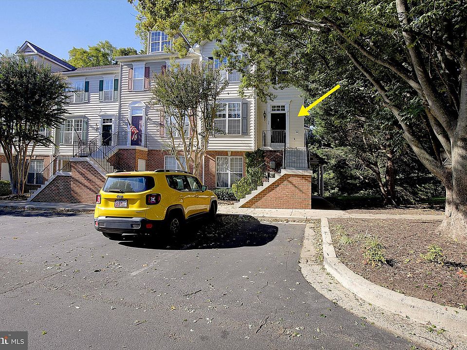 1st image of 36 Harbour Heights Dr