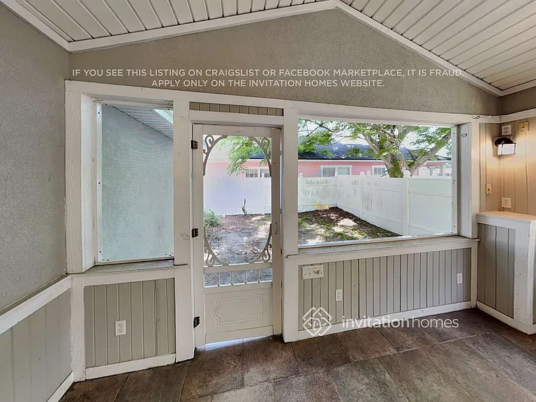 400 Chamberlain Dr — Photo 14
