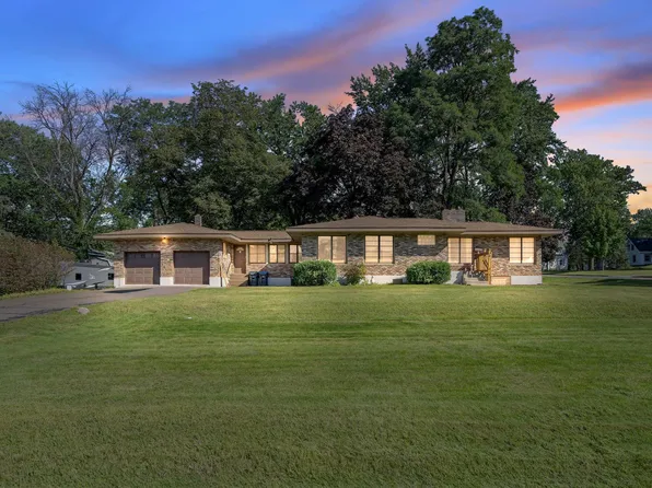 2529 2nd St N, North Saint Paul, MN 55109