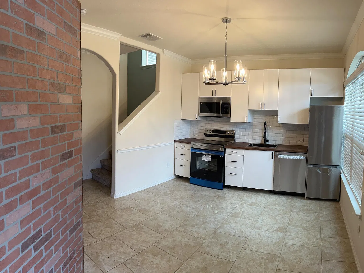 Briar Park Dr, Georgetown — Photo 2