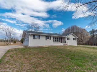 3150 Nc 268, Siloam, NC 27047