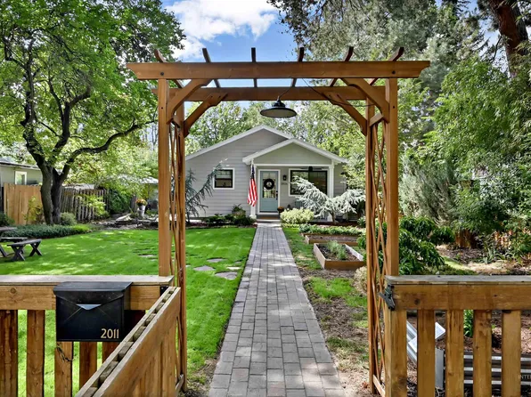 2011 N 19th St, Boise, ID 83702
